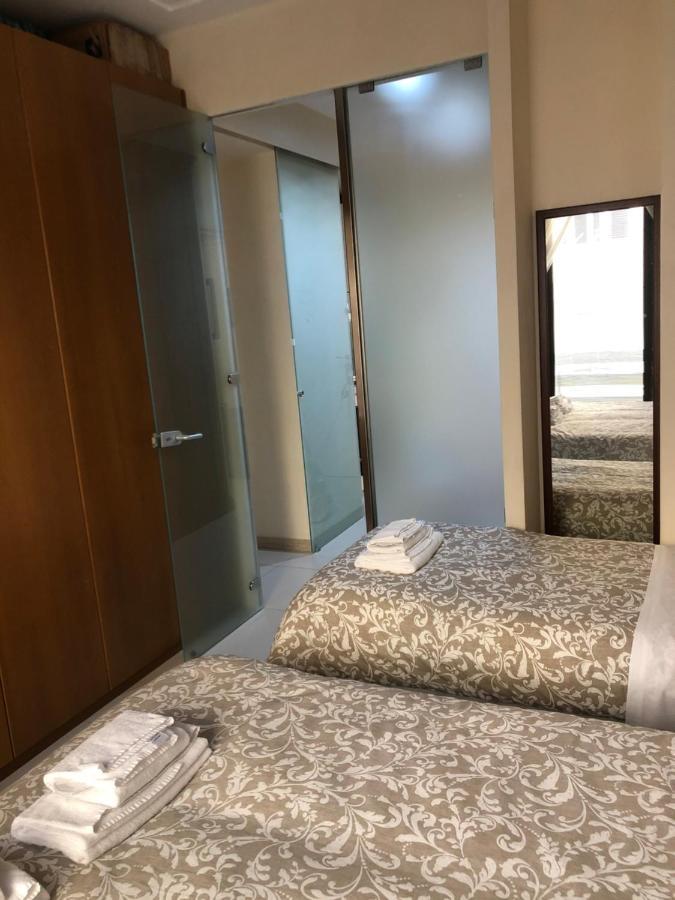 Visconti Apartment. Рим Экстерьер фото